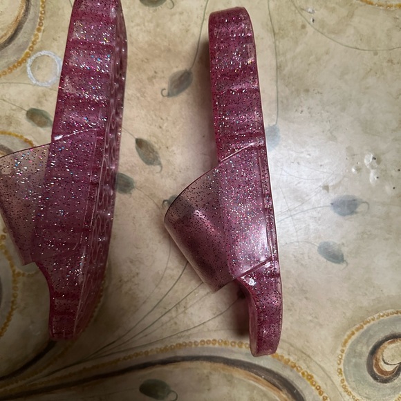 Urban Outfitters Pink Glitter Slides - Picture 4 of 6